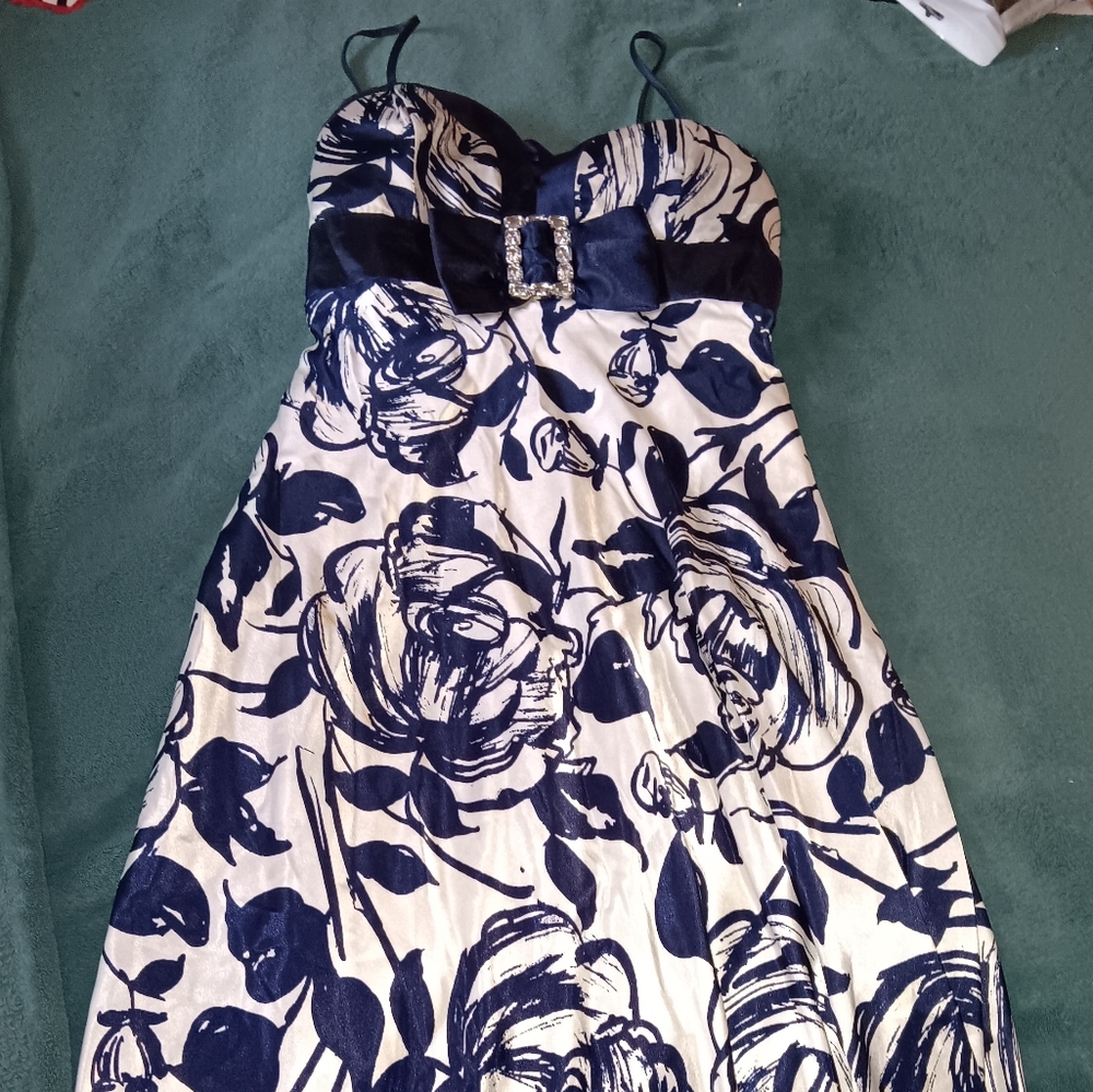 Josh & Jazz long blue & white dress